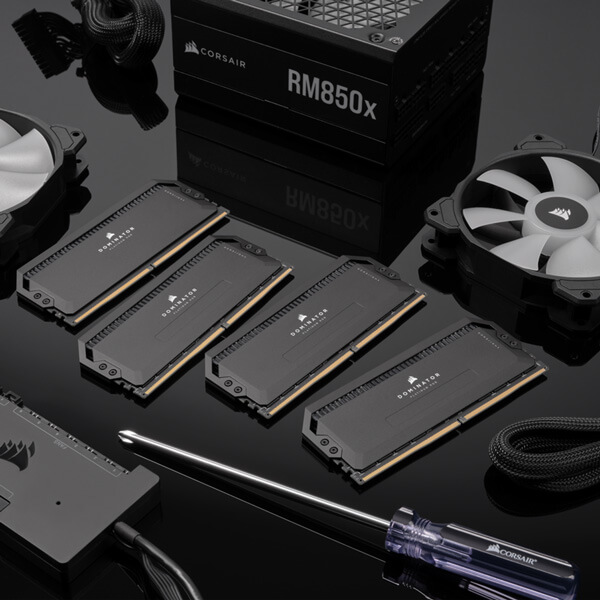 Corsair Dominator Platinum RGB 32GB (16GBx2) CL36 5600MHz DDR5 RAM CORSAIR
