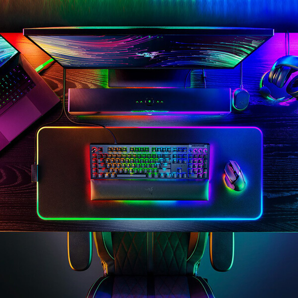 Razer BlackWidow V4 Pro Mechanical Gaming Keyboard (Green Switches) RAZER