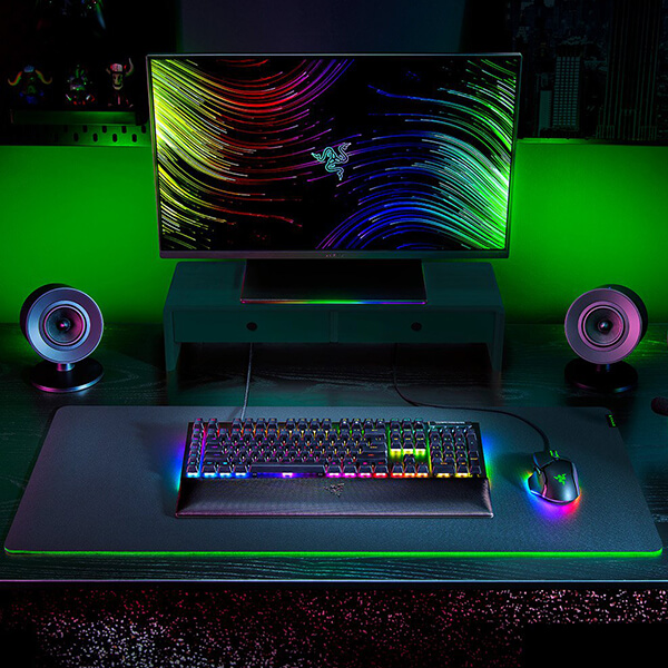 Razer BlackWidow V4 Mechanical Gaming Keyboard with Yellow Switches RAZER