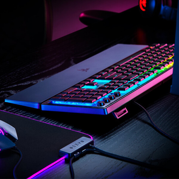Razer Ornata V3 Gaming Keyboard with Mecha-Membrane Switches RAZER