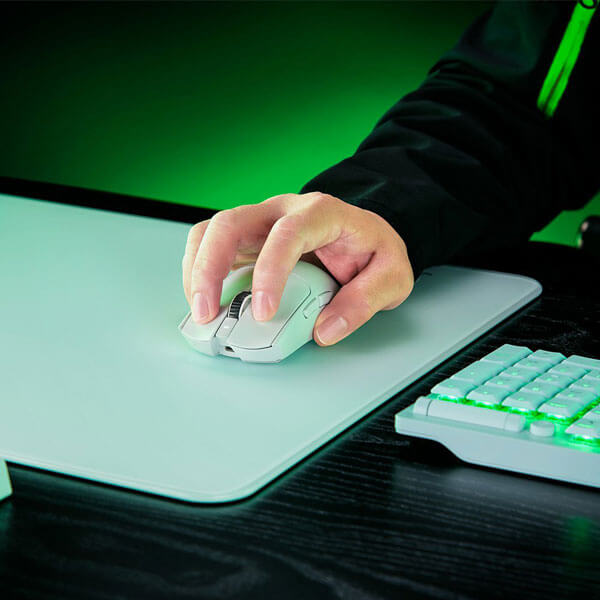 Razer Viper V3 Pro White Wireless Gaming Mouse RAZER